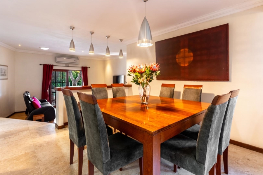 4 Bedroom Property for Sale in Constantia Western Cape